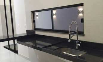 Imagem 4: Vendo Casa no Cond.Porto Marina, c/ 3 quartos, sendo 1 suíte, sala/jantar e cozinha, área