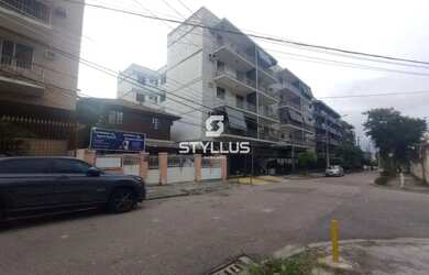 Imagem 3: Penha Circular Casa com 5 dormitórios