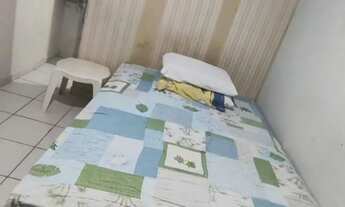 Imagem 2: Aluga-se Suíte em Casa Amarela