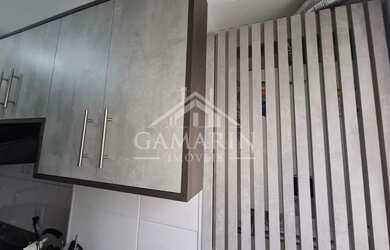 Imagem 7: Apartamento de 43m, 2 dormitórios, armários planejados na cozinha, vaga de garagem