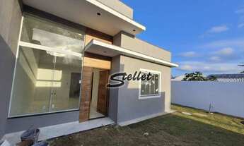 Imagem: Casa com 3 quartos, sala com pé direito