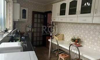 Imagem 6: No Bairro Petrópolis, Cobertura 4 dormitórios, 2 suítes, 2 banheiros sociais, wc auxiliar