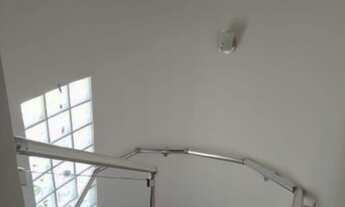 Imagem 3: Casa no pé da serra da Cantareira e a 10 minutos do metrô. Lugar excelente para quem busc