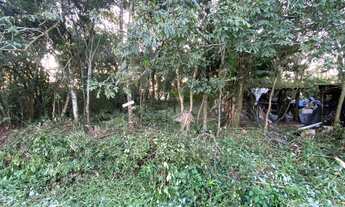 Imagem 3: Terreno no Balneário Gaivota, em Itanhaém, litoral sul de São Paulo, localizado no lado se