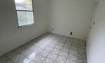 Imagem 2: ALUGA-SE APARTAMENTO 2/4 CONJ. SANTA MADALENA