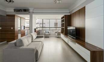 Imagem 1: Apartamento 3 Dormitórios, Alto Padrão no Bairro Bela Vista