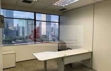 Imagem 5: Conjunto para locação, 306 m² mobiliados na região da Berrini Ar condicionado central Piso