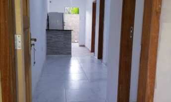 Imagem 2: Casa para venda possui 85 metros quadrados com 2 quartos em Jardim Tropical