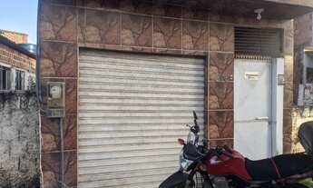 Imagem: Vende-se casa com ponto comercial