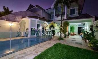 Imagem: Casa com 5 quartos, 270m2, à venda em Rio