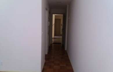 Imagem 5: Apto Centro, reformado, local nobre, Rua 16 de março, excelente preço - Petrópolis - RJ