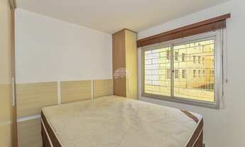 Imagem 2: Apartamento para venda possui 47 metros quadrados com 1 quarto em Água Verde - Curitiba