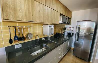 Imagem 3: Cobertura excepcional, montada e mobiliada! Vista mar e lagoa, 02 vagas