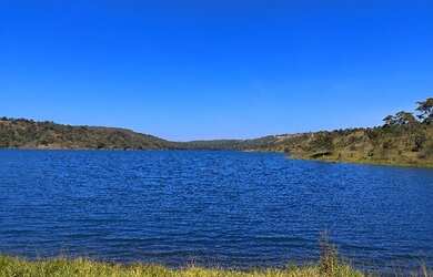 Imagem 2: /Corumbá 4/), Lote na beira Lago ( Quitado) Direto com o Proprietário!