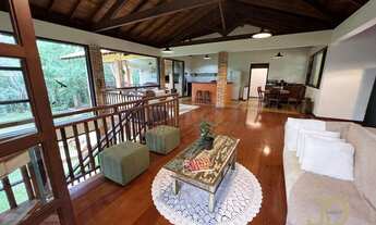 Imagem 2: UMA CASA DE CAMPO NA CIDADE EM CONDOMÍNIO FECHADO