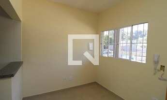 Imagem 4: Apartamento para Aluguel - Jardim Santa Teresinha, 2 Quartos, 30 m2