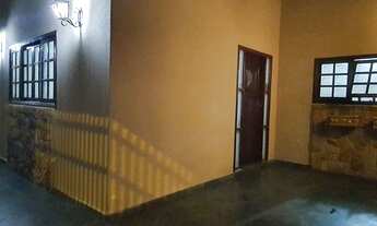 Imagem: Colina verde Linda Casa Ótimo Local