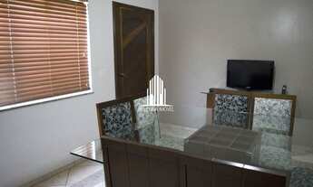 Imagem 2: Ampla casa a venda com 330m², sendo 4 dormitórios, 1 suíte, e 6 vagas na Vila Matilde