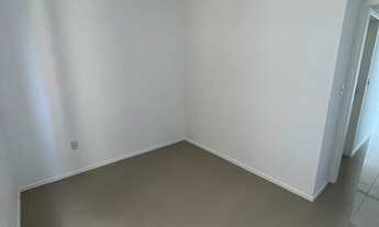 Imagem 6: Apartamento para venda tem 72 metros quadrados com 3 quartos em Barreiros - São José - SC