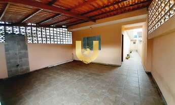 Imagem: Casa em Itanhaém SP 2 Dormitórios sendo