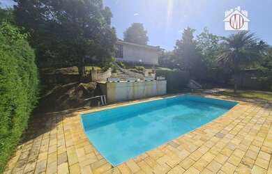 Imagem 3: Linda chácara com escritura, 3 dormitórios, piscina, jardim, boa localização, à venda, 100