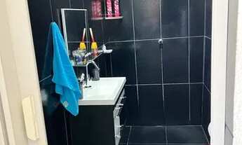 Imagem 4: Casa 4 cômodos Casa com 2 dormitórios