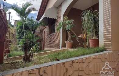 Imagem 2: Casa com 3 dormitórios à venda em Belo Horizonte