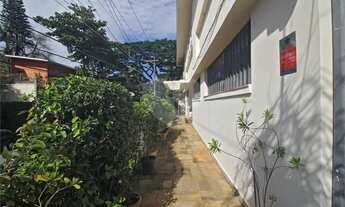 Imagem 4: Sobrado de esquina com 4 suítes e edícula independente no Campo Belo, 450m2