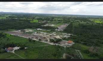 Imagem 2: TAREFA DE TERRA NO RETIRO DE CORAÇÃO DE MARIA