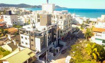 Imagem 7: Cobertura Duplex a venda, localizada a 90 metros da Praia de Canto Grande em Bombinhas, co