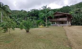 Imagem 5: CAMBORIú - Sítio - Vendo casa em área rural Vila Caetés