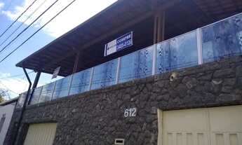 Imagem 2: Casa com 4 dormitórios para alugar em Sabará