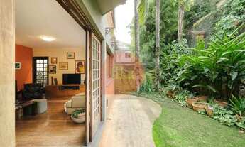 Imagem 3: Um jeito europeu de ser! - em rua fechada