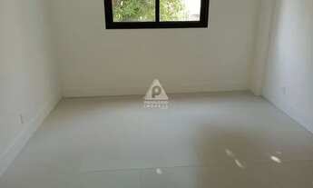 Imagem 4: Excelente Apartamento Composto:Sala Ampla,03 Quartos,01 Suíte,03 Banheiros, 01 Vaga na Esc