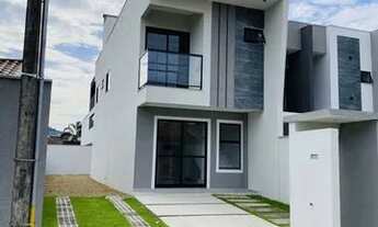 Imagem: Sobrado para venda possui 100 metros quadrados