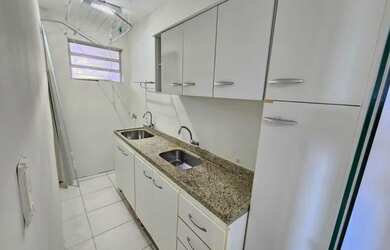 Imagem 6: Apartamento para venda no Condomínio Atlântico Sul possui 80 metros quadrado 3 quartos Cor