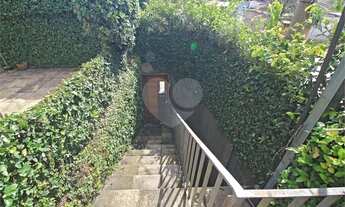 Imagem 3: Sobrado de esquina com 4 suítes e edícula independente no Campo Belo, 450m2