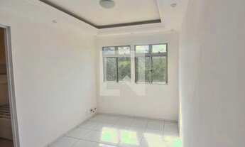 Imagem 4: Apartamento para Aluguel - Jardim Santa Teresinha, 2 Quartos, 48 m2