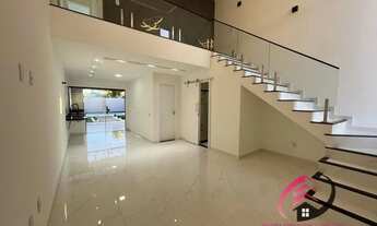 Imagem 2: Casa duplex encantadora em Itaipuaçu! 3 quartos, piscina, acabamento sofisticado e localiz