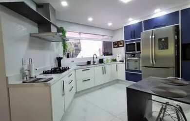 Imagem 6: LINDO SOBRADO NO ARUÃ ECOPARK