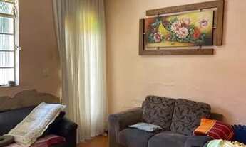 Imagem 2: Casa com 3 dormitórios à venda em Belo Horizonte