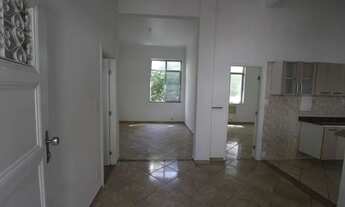 Imagem 3: Otimo apto com 2 quartos e sala, super tranquilo, posto 5 ao lado do Metro - Copacabana