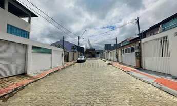 Imagem 2: Casa para venda tem 145 metros quadrados com 3 quartos em Morada de Laranjeiras - Serra