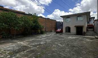 Imagem 3: Casa Comercial na Av. Fernando Guilhon - Com 890m² - Em Avenida Principal