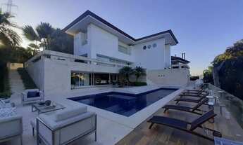 Imagem 3: Casa de Alto Padrão à venda em Condomínio em São João, Curitiba-PR: 4 suítes e 8 vagas - 1