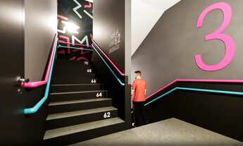 Imagem 4: Stúdio em frente à FACID