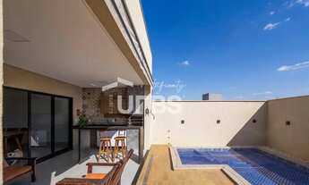 Imagem 4: Sobrado à venda Jardins Capri 246 m² 4 quartos (3 suítes) 4 vagas Alto padrão