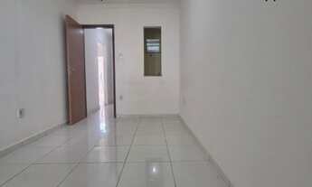 Imagem 3: Leo vende perto da Fraga Maia, 2