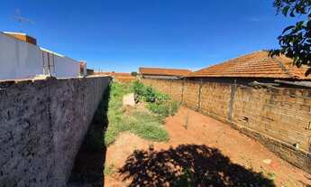 Imagem: Venda de Terreno / Padrão na cidade de