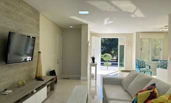 Imagem 6: Aluguel temporada Jurerê Internacional casa com piscina